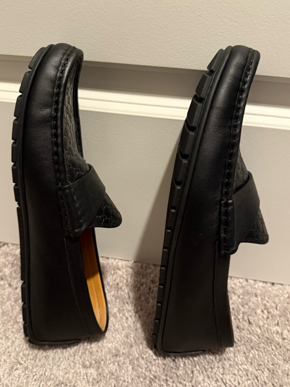 Gucci Black Embossed Leather Men's Penny Loafers - Picture 3 of 11